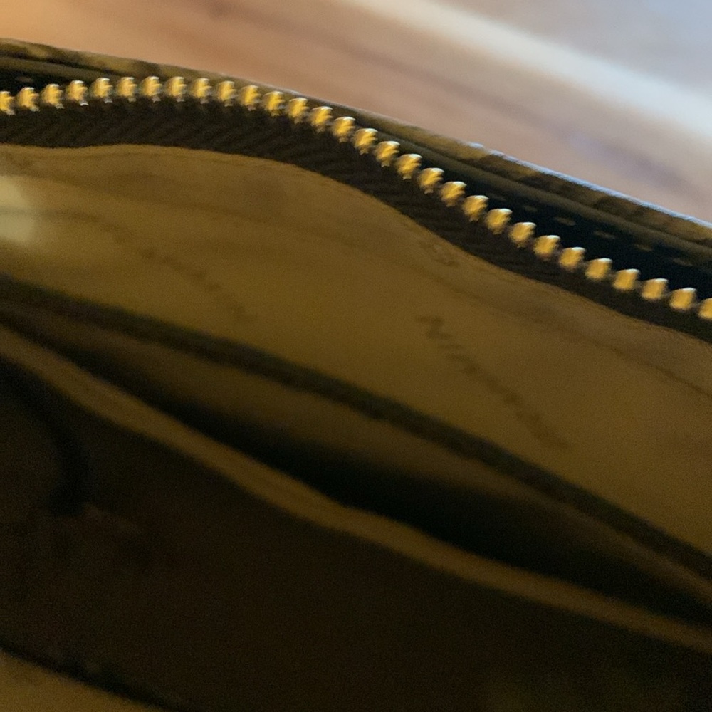 Brahmin-Crocodile Pattern Shoulder Bag. Leis Hunter Melbourne Bag w/Nylon strap - Picture 5 of 9